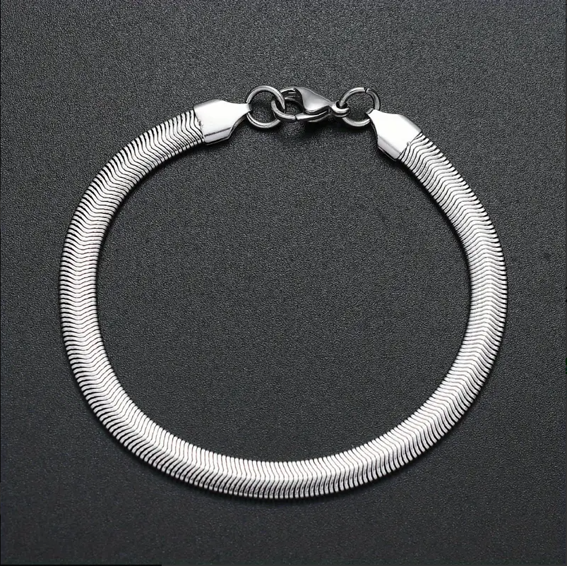 Silver snake bracelt